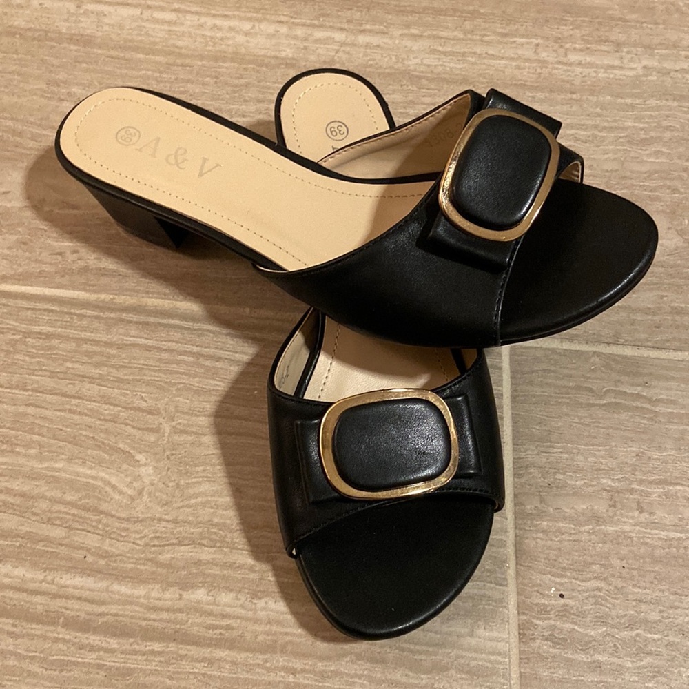 Women’s Dress Sandals